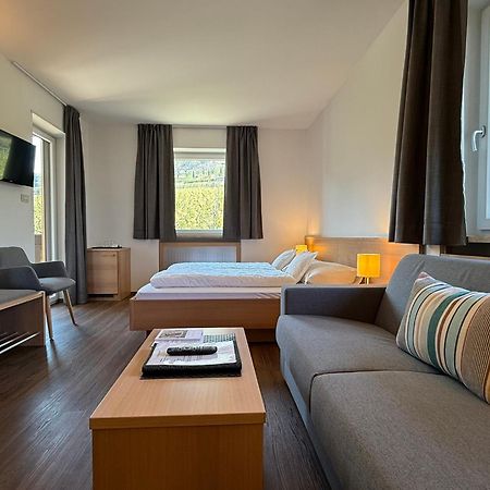 Hotel Toerggelehof 塞梅斯 外观 照片